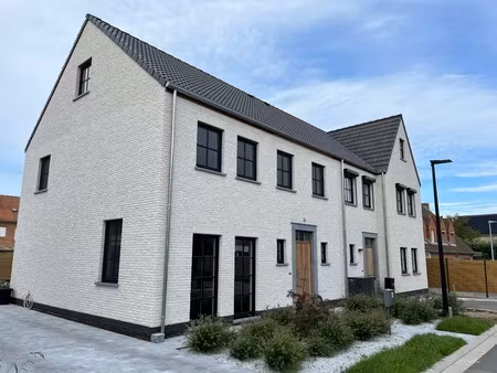 huis te koop in desselgem met 3 slaapkamers