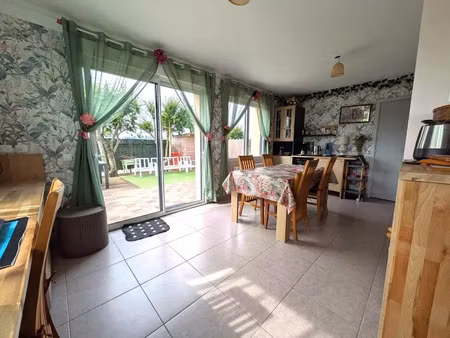 vente maison 5 pièces 190 m² à raillencourt-sainte-olle (59554)  370 000 €