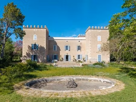 ferme haut de gamme de 26 pièces en vente béziers  occitanie