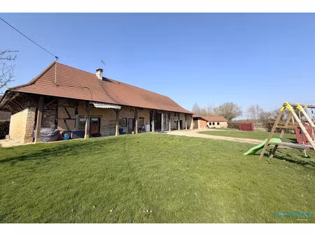 vente maison 5 pièces 159 m² à sornay (71500)  340 000 €