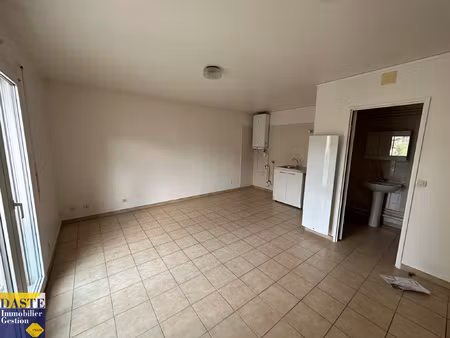 location appartement 1 pièce 25m² gagny 93220
