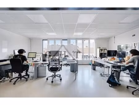 location bureaux 250 m² à 500 m²