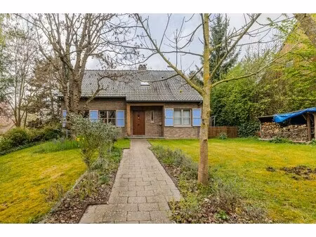 huis te koop in bassenge met 4 slaapkamers