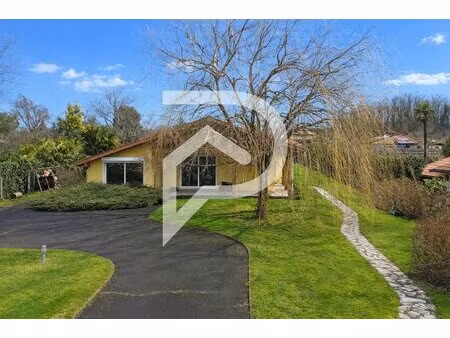maison de plain-pied 6 pièces 138 m² peyrehorade