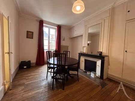 location appartement 2 pièces  47.70m²  bourges