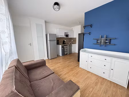 location t2 meuble avec exterieur et stationnement - centre-ville noyal sur vilaine