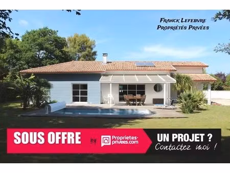 villa 5 pièces de 160 m2 sur terrain 1200 m²