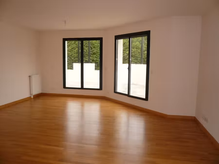 location appartement 3 pièces 79m² orleans 45000