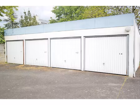 achat parking nantes 44300