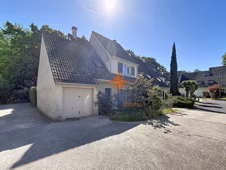 pavillon familiale  proche rer a