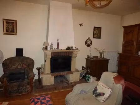 faire une offre ! maison de bourg habitable immédiatement