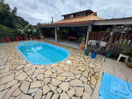 propriété à vendre cayenne 13 pièce(s) 135m2 558 000€
