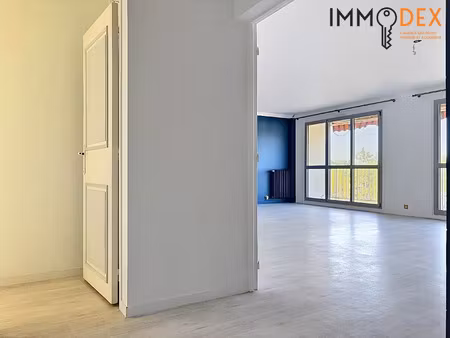 vente appartement 5 pièces 107m2 reims 51100 - 270000 € - surface privée