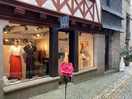 location commerce quimper 29000 40m²