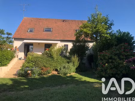 maison traditionnelle à penchard (77124)