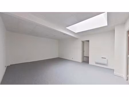 location locaux professionnels 0 pièces 90 m² à dreux (28100)  800 €