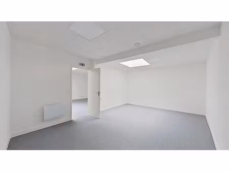 location locaux professionnels 3 pièces à dreux (28100)  350 €