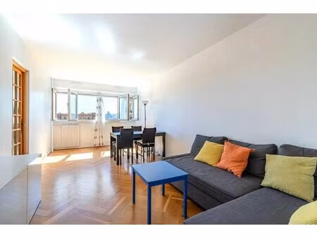 appartement de 3 pièces de 65 m² à colombes