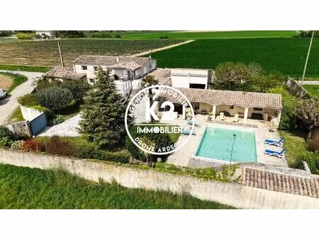maison en pierres + 1 appartement et studio independant