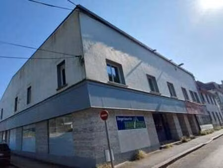 vente bureaux et commerces à pontivy château gaillard (56300) : à vendre / 209m² pontivy c