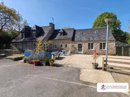 vente bureaux et commerces à tréflaouénan (29440) : à vendre / 300m² tréflaouénan