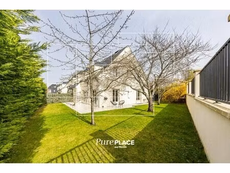maison familiale lumineuse – 7 chambres – terrasse  jardin paysager et sous-sol aménagé