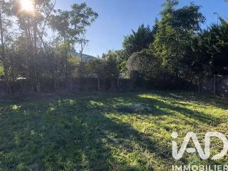 vente terrain à pessac (33600) : à vendre / 654m² pessac