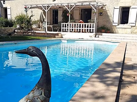 maison 145 m² pierre à vendre 6 pièces bellevigne (16) 3/4 chambres plus piscine