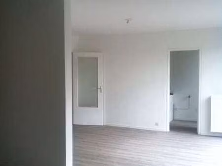 location appartement 3 pièces à hérouville-saint-clair (14200) : à louer 3 pièces / 61m² h