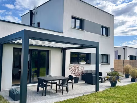 vente maison 5 pièces 124.65 m² à isneauville (76230)  435 000 €