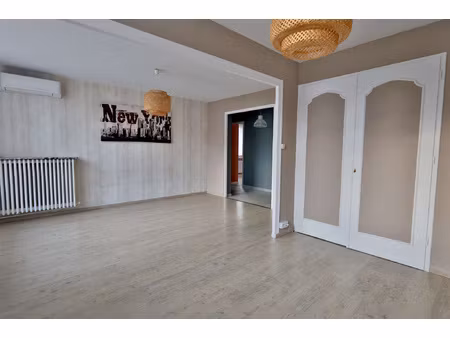 appartement t4 - 64 44m2 habitable ( loi carrez) - cave