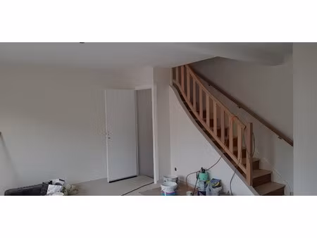 belle maison de village en triplex de 117m² dans le centre du bois d'oingt