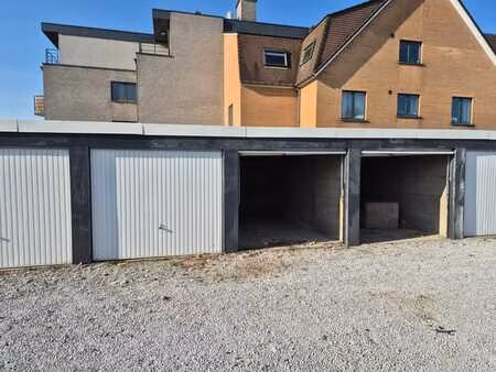 ◊zaventem centre : 15 garages (individuels ou en lot)