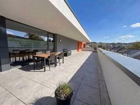 splendide penthouse avec terasse de 100m²
