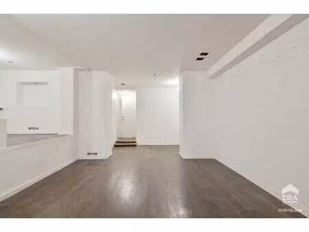 rez-de-chaussée commercial à vendre à saint-gilles