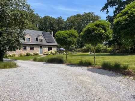 superbe maison à louer à archennes