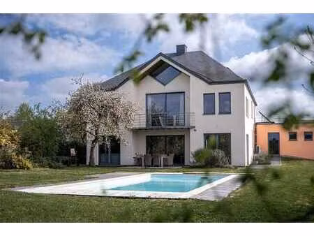 splendide villa avec piscine à vendre à heinsch