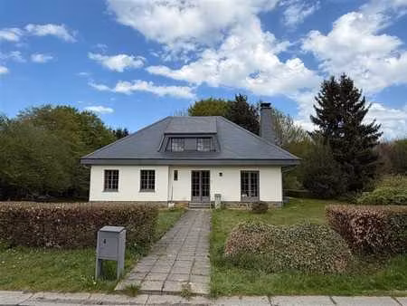 charmante maison familiale 4 façades avec grand terrain