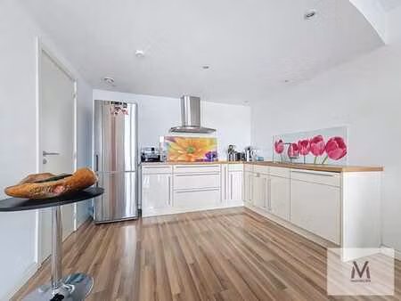 superbe appartement 3 chambres avec 2 terrasses et parking