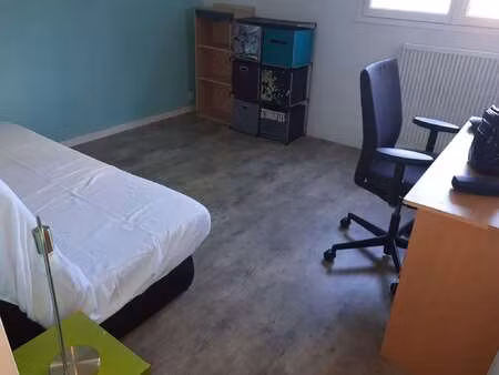 location appartement 3 pièces à rezé (44400) : à louer 3 pièces / 71m² rezé