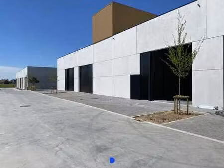 nieuwbouw kmo-unit op toplocatie.