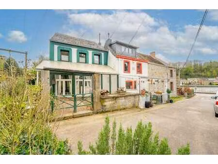 charmante maison 3 chambres pleine de potentiel à yvoir