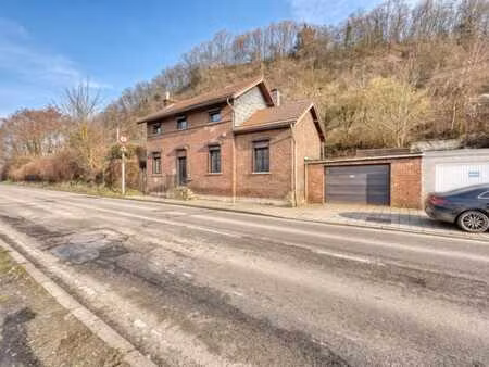maison 3 façades à rénover située à chênée