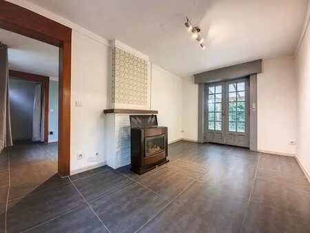 maison à louer à evregnies