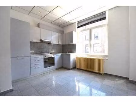 appartement situé dans le bas de jupille.
