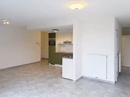 charmant appartement 2ch + parking a soignies