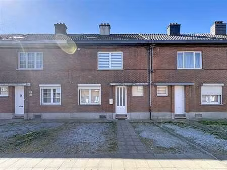 spacieuse maison avec jardin