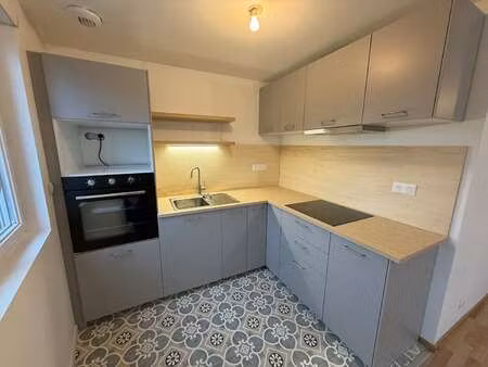 location appartement 2 pièces à saint-laurent-des-autels (49270) : à louer 2 pièces / 44m²