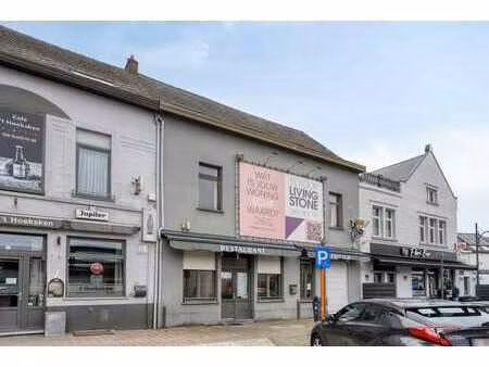 immeuble commercial avec logement à denderleeuw