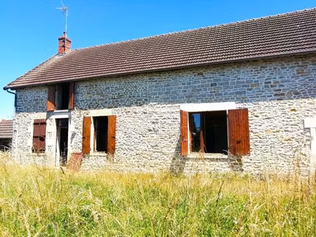maison de campagne sur 20 000 m2 de jardin